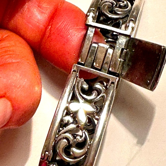 SIlPADA B1462 Sterling Silver Floral Vine Filigree Link Panel Sterling Bracelet - Picture 4 of 10
